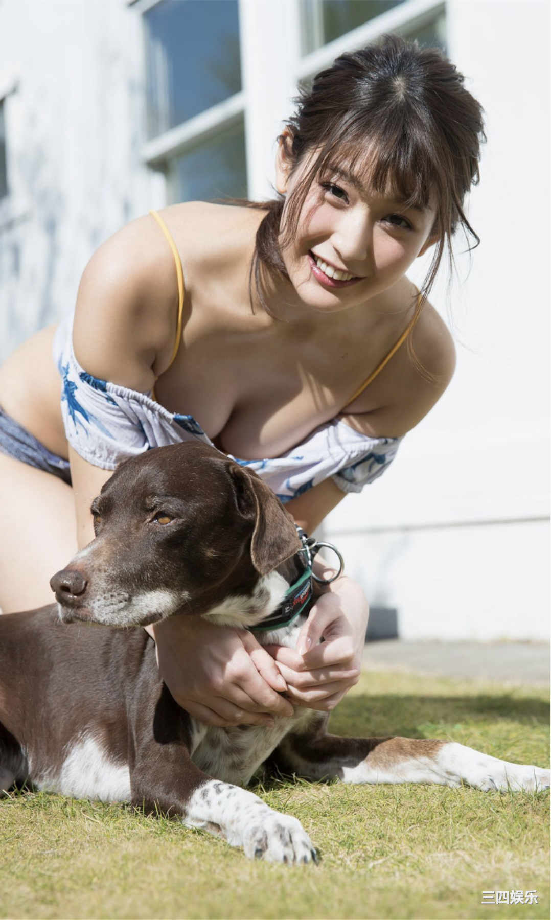 沢すみれ写真集《スマイルクイーン》高清全本