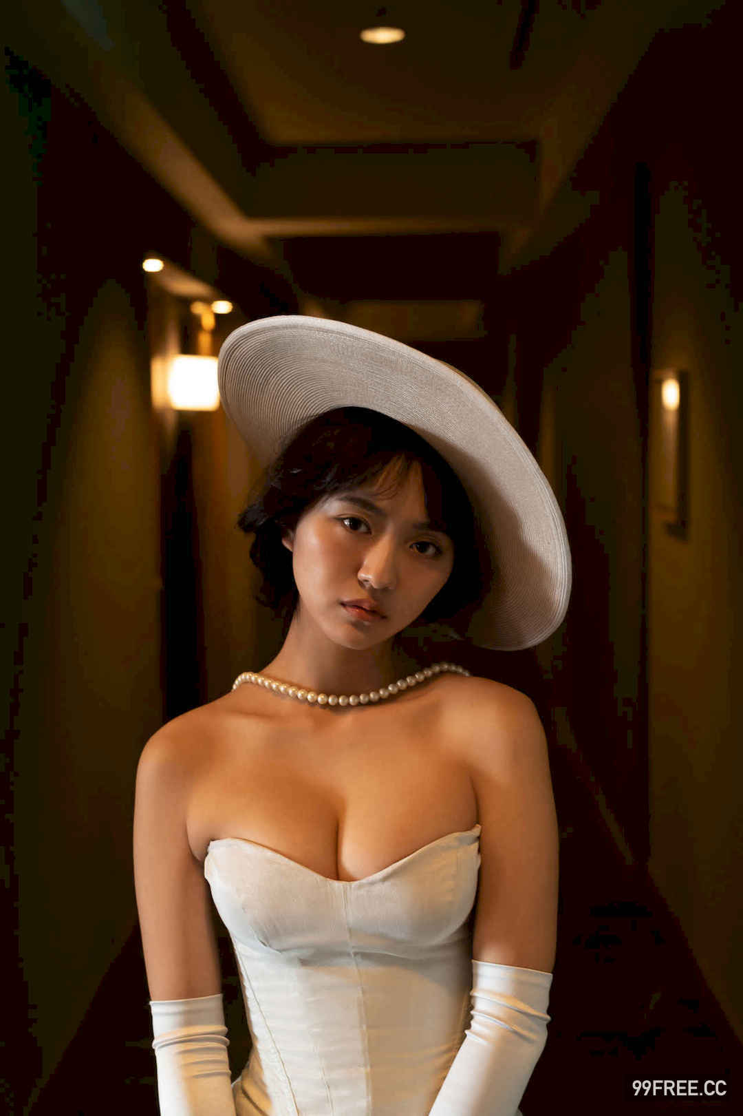 丰田露娜写真集《グレート・ギャツビー》高清全本