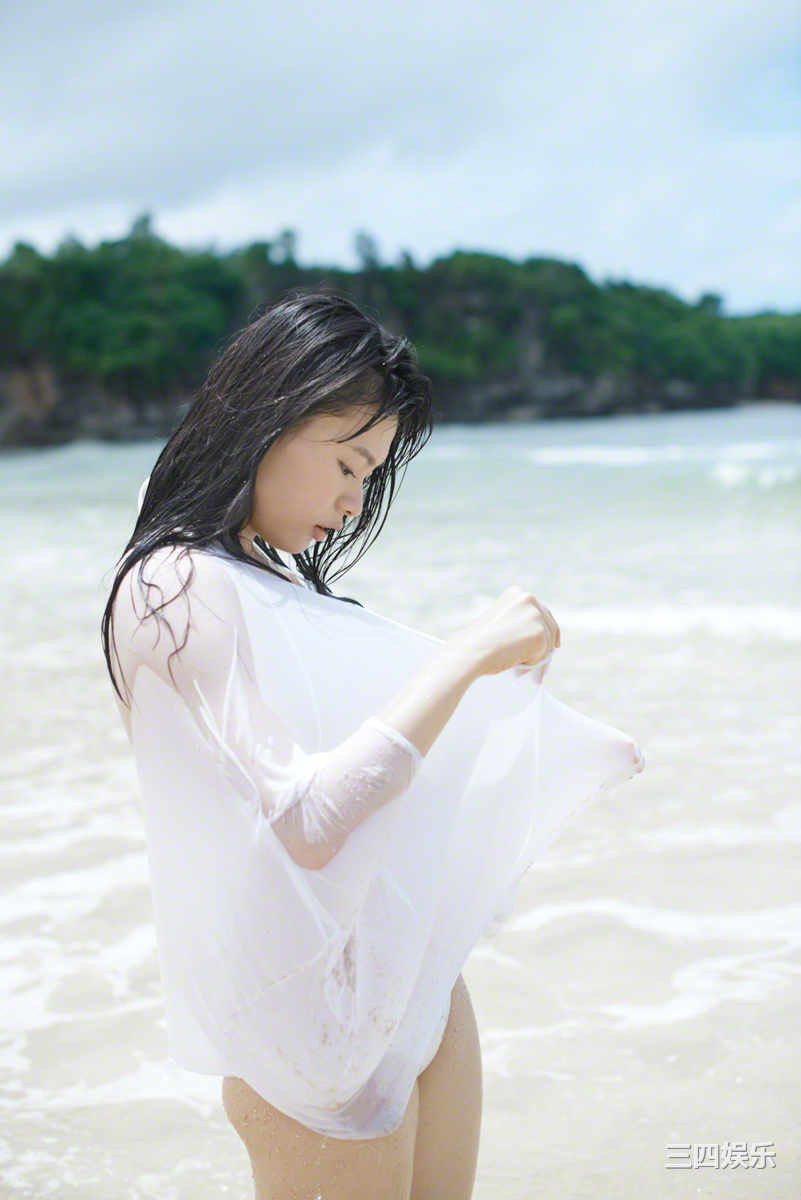 星名美津纪写真集《[Wanibooks] No.121 Mizuki Hosina 星名美津紀》高清全本