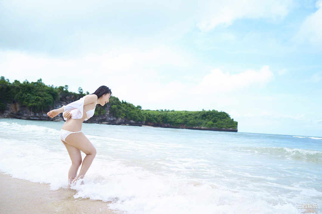 星名美津纪写真集《[Wanibooks] No.121 Mizuki Hosina 星名美津紀》高清全本