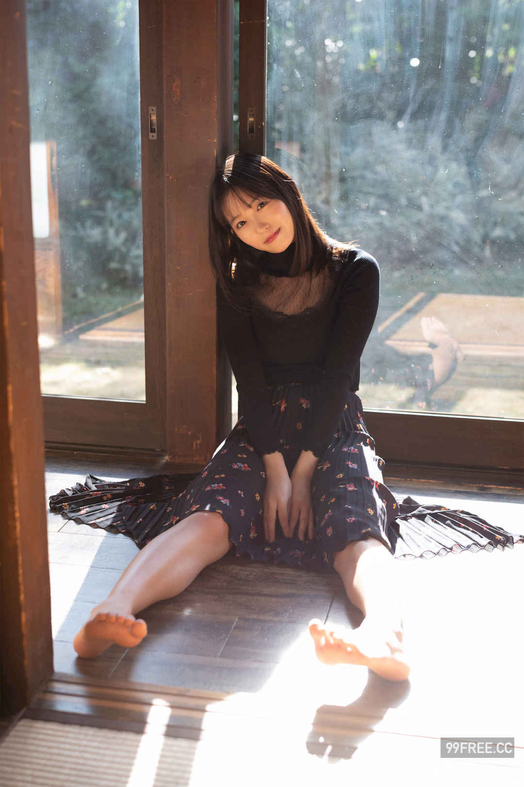 志田音音写真集《艶やかに咲く。》高清全本