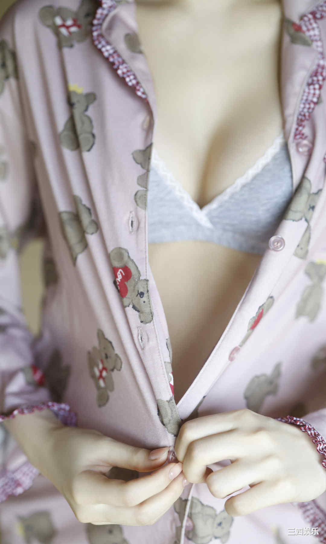 小此木流花写真集《るーるるの大冒険》高清全本