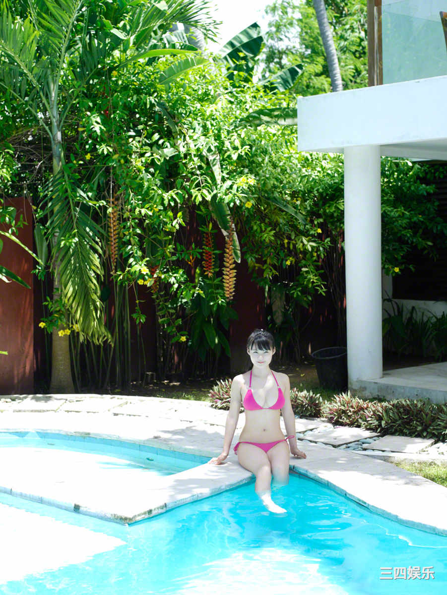 星名美津纪写真集《[Wanibooks] No.121 Mizuki Hosina 星名美津紀》高清全本