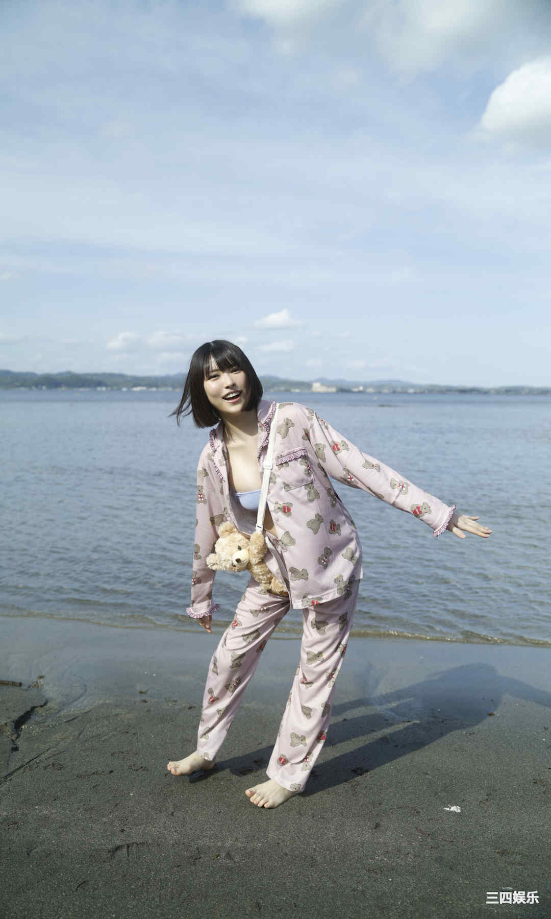 小此木流花写真集《るーるるの大冒険》高清全本