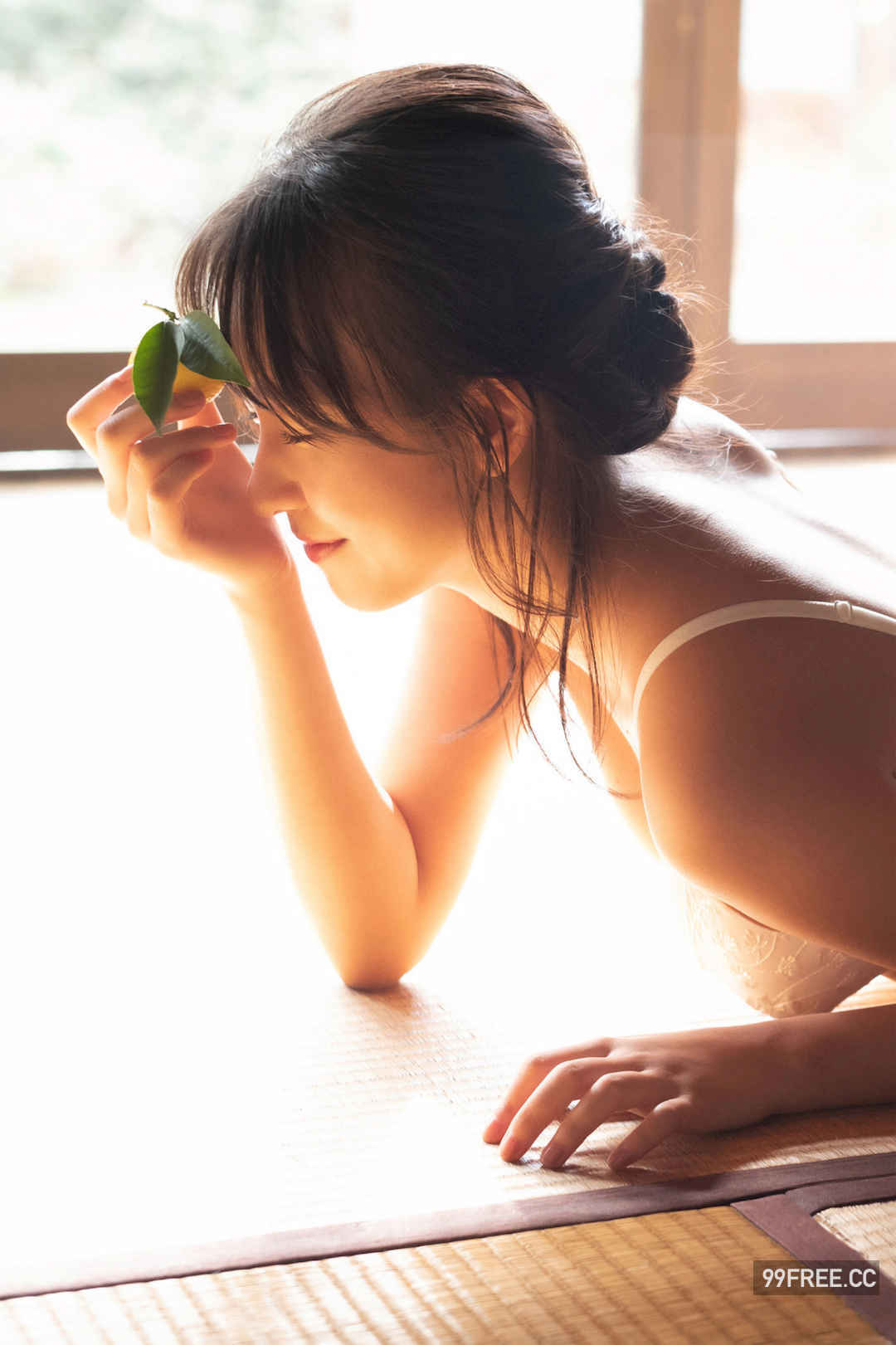 志田音音写真集《艶やかに咲く。》高清全本