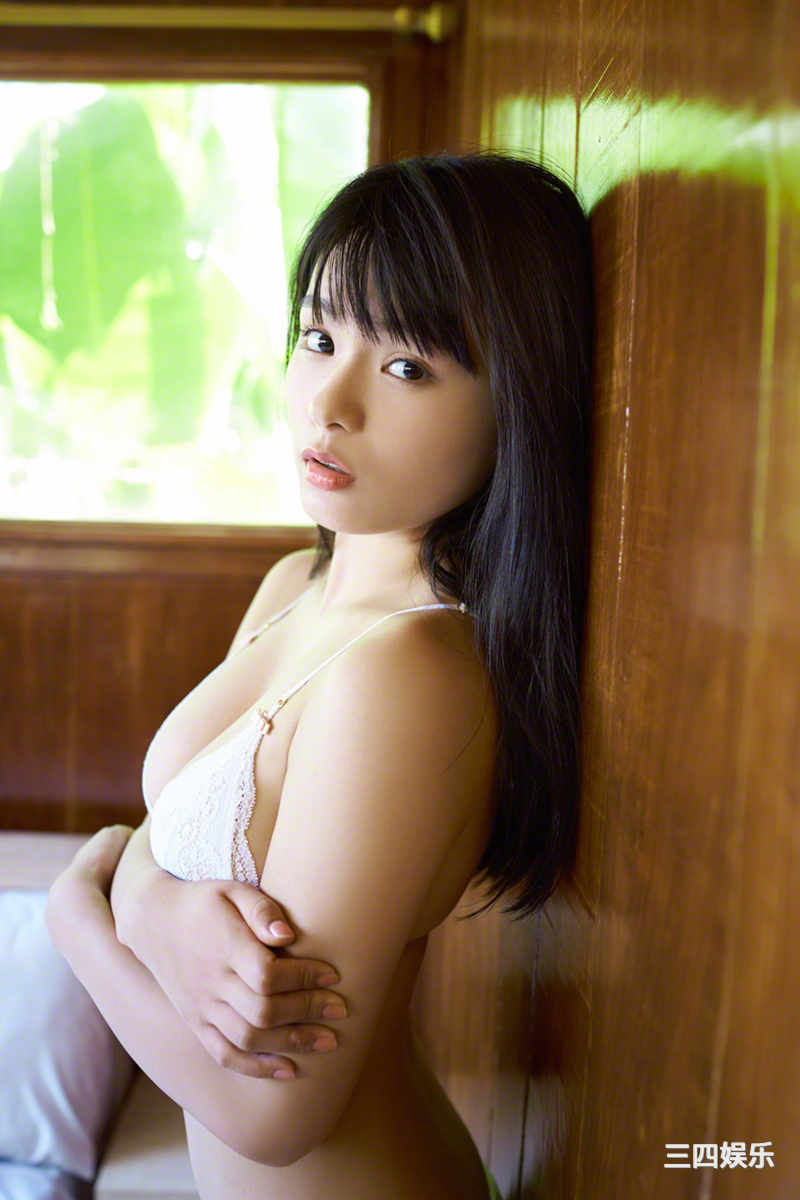 星名美津纪写真集《[Wanibooks] No.121 Mizuki Hosina 星名美津紀》高清全本