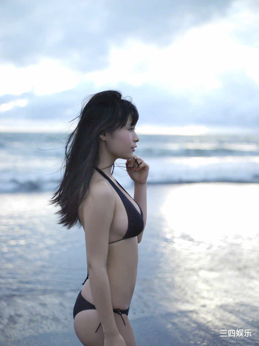 星名美津纪写真集《[Wanibooks] No.121 Mizuki Hosina 星名美津紀》高清全本