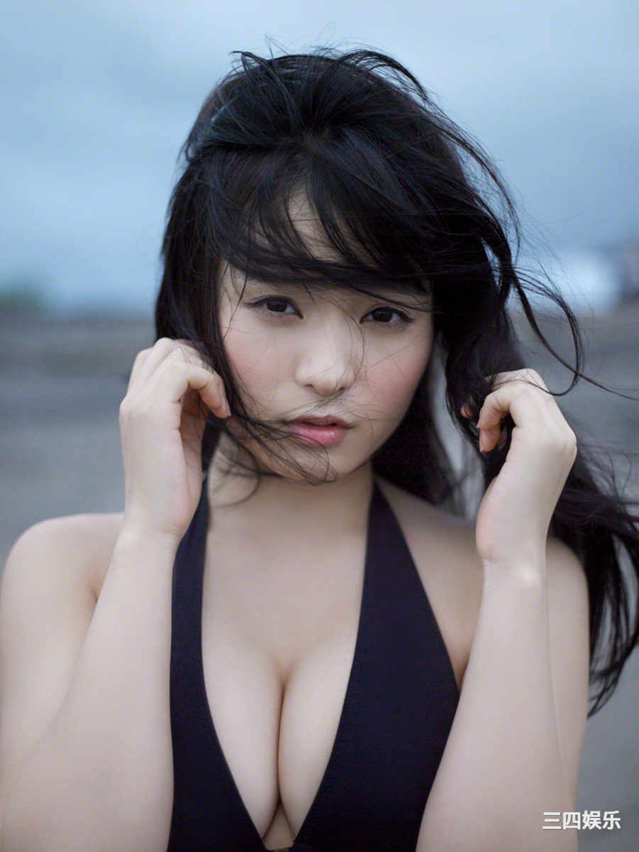 星名美津纪写真集《[Wanibooks] No.121 Mizuki Hosina 星名美津紀》高清全本