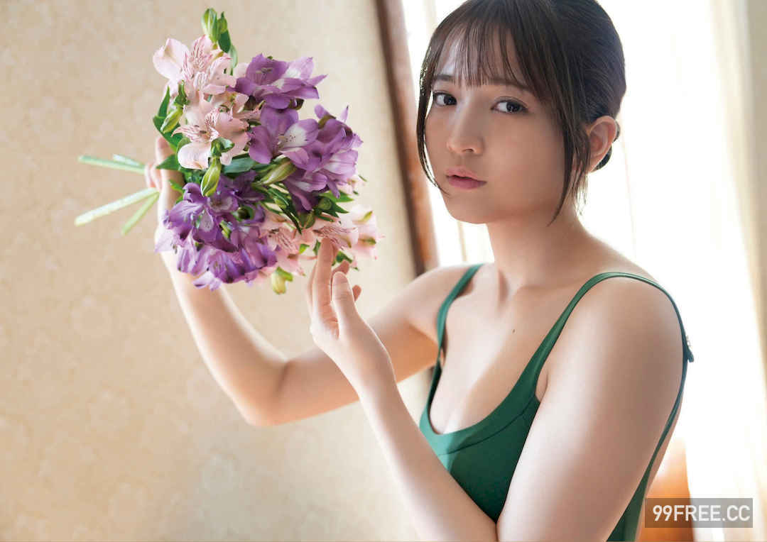 黑崎菜菜子写真集《きみの胸に花束を》高清全本