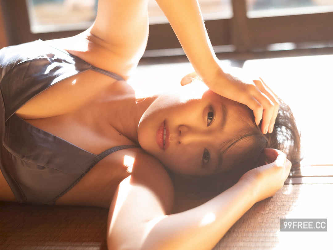 志田音音写真集《艶やかに咲く。》高清全本