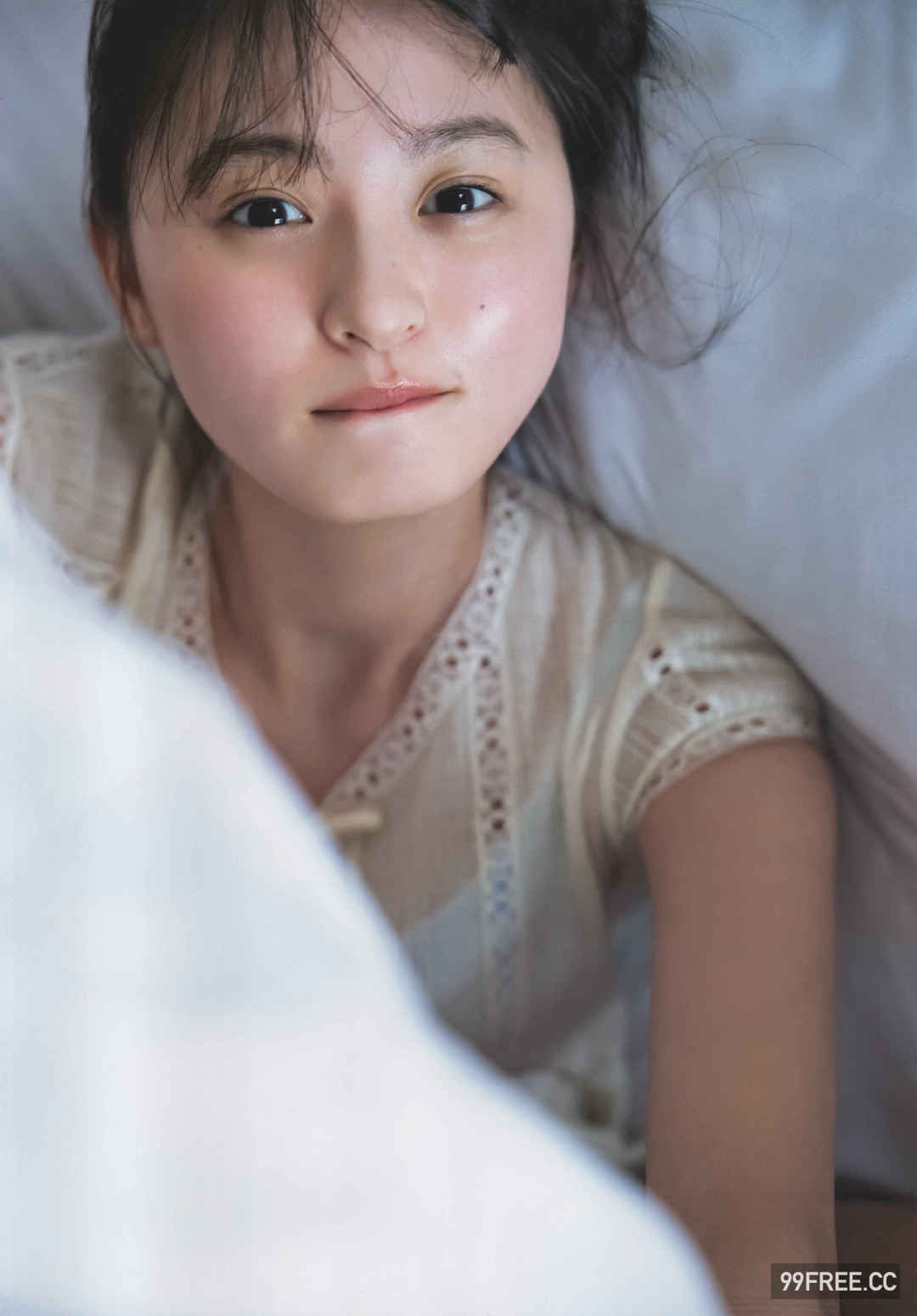 远藤樱1ST写真集《可憐》高清全本