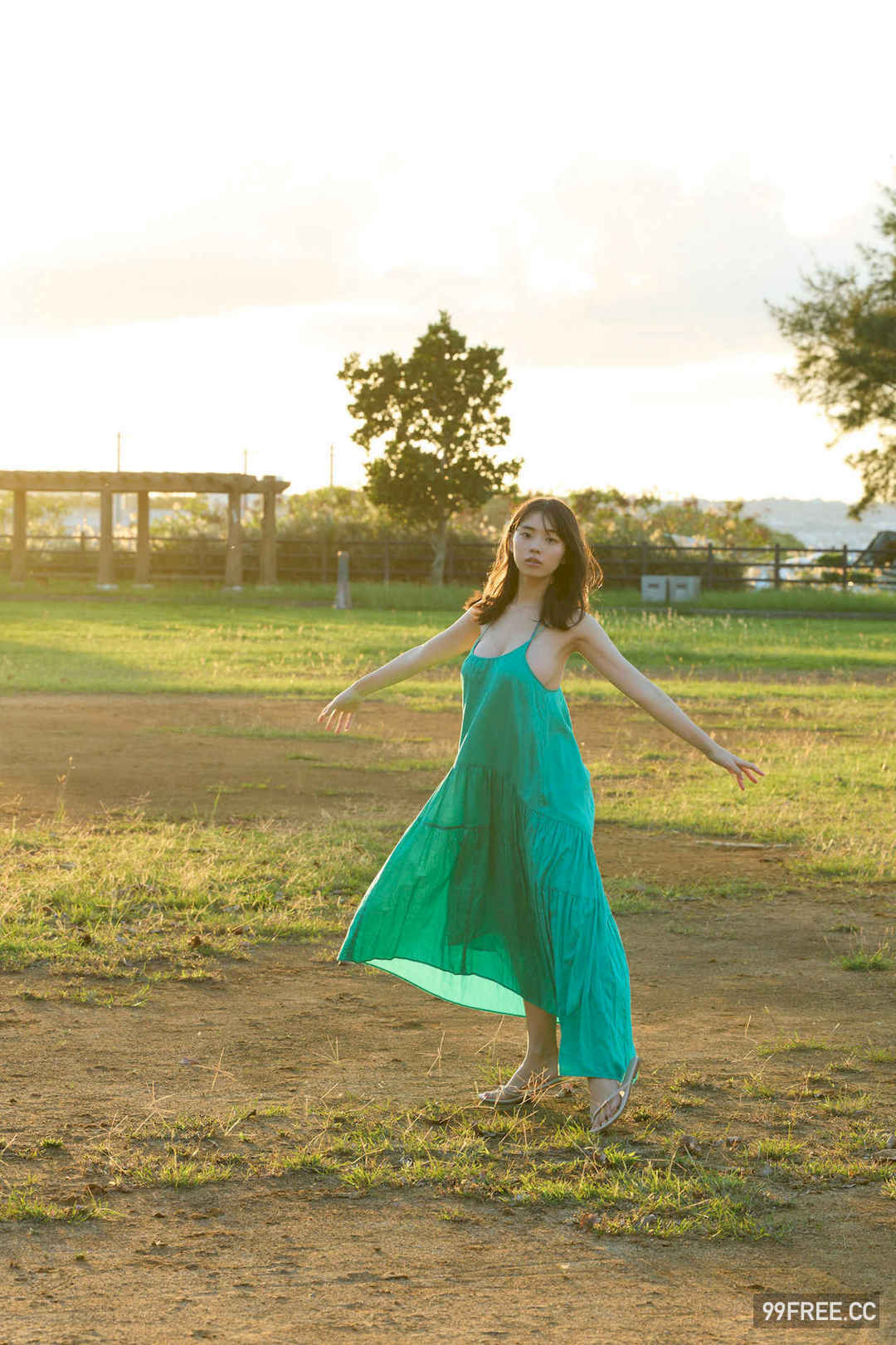 菊地姬奈写真集《＃春から女子大生 ＶＯＬ．１》高清全本