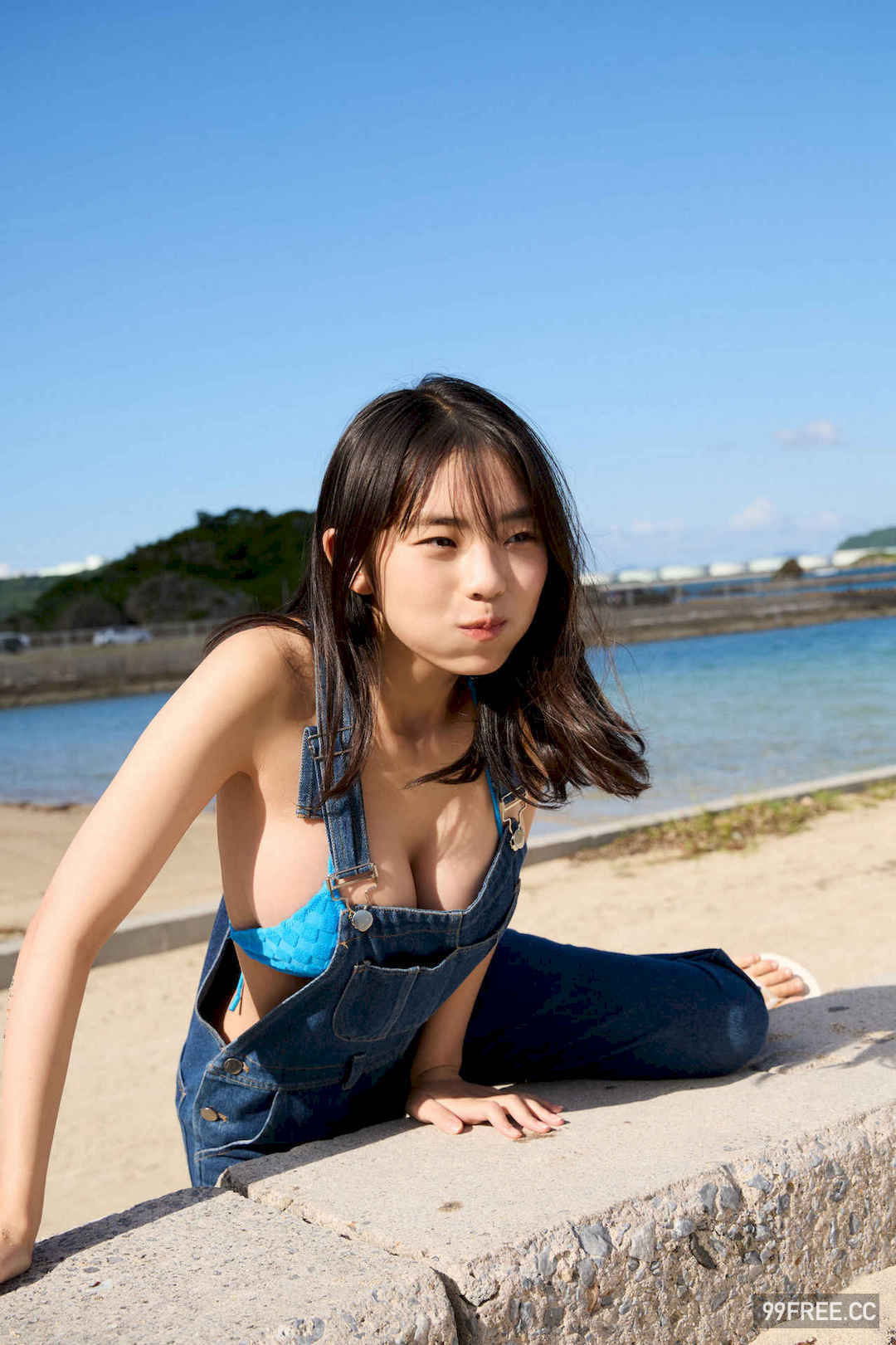 菊地姬奈写真集《＃春から女子大生 ＶＯＬ．２》高清全本