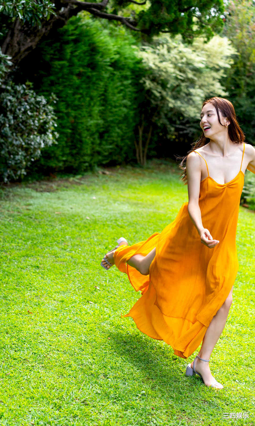 宫原华音写真集《三刀流》高清全本