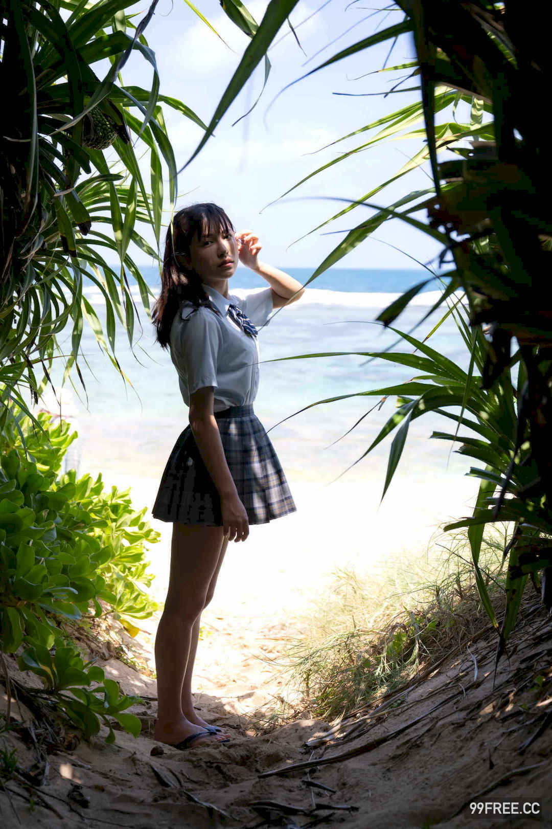 铃木圣写真集《idolpost sparkle 278Photos (ELD)》高清全本