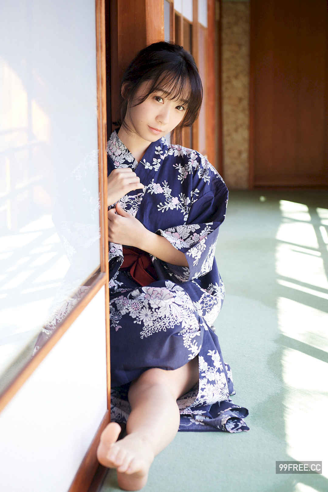 伊织萌写真集《もえと湯煙》高清全本