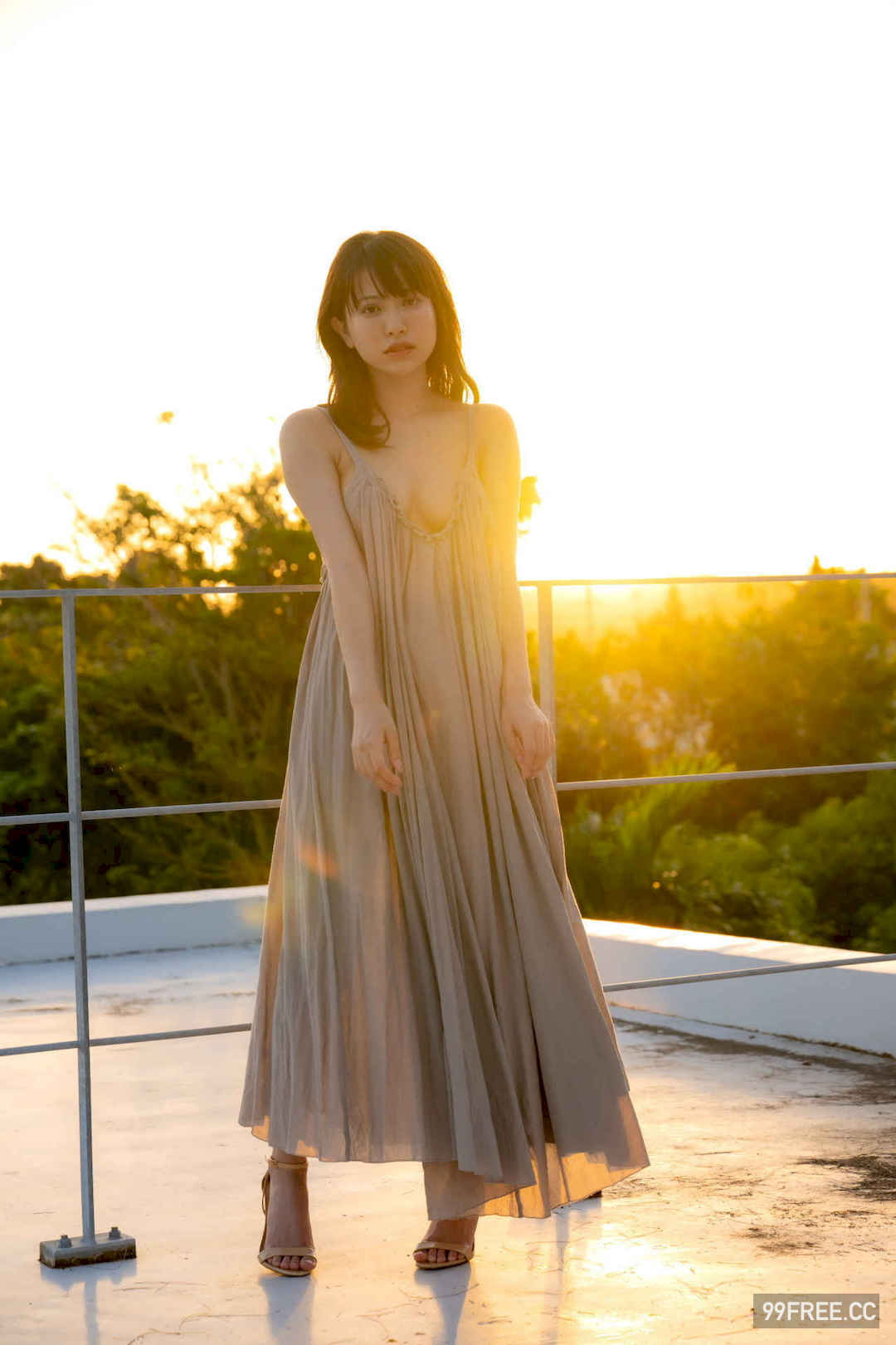 铃木圣写真集《idolpost sparkle 278Photos (ELD)》高清全本