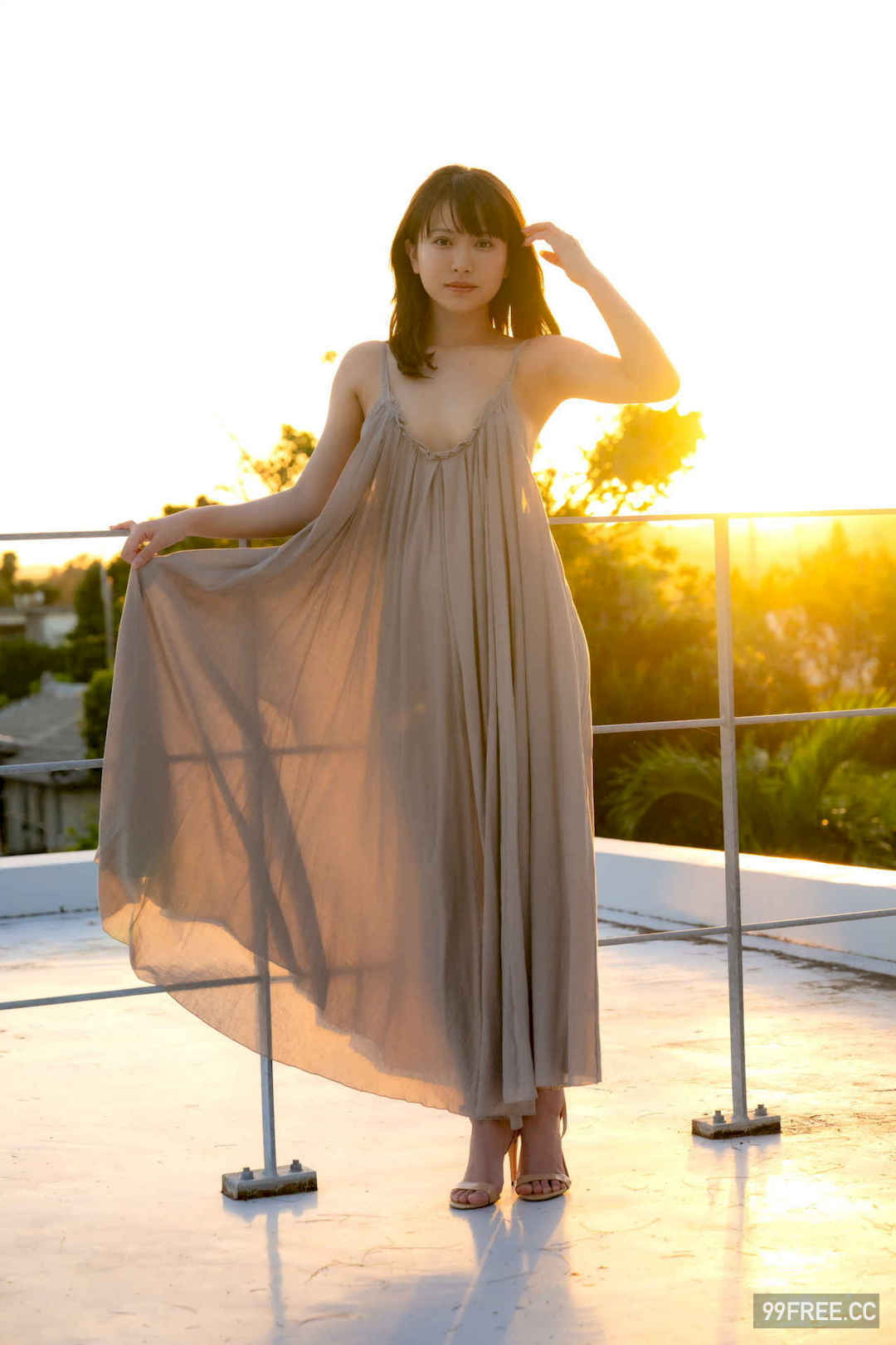 铃木圣写真集《idolpost sparkle 278Photos (ELD)》高清全本