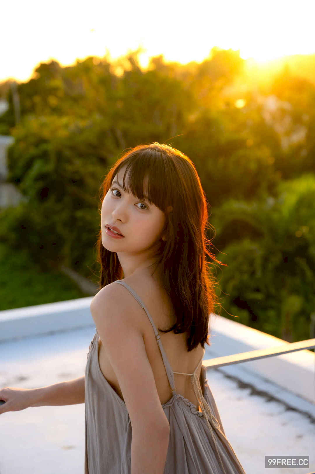 铃木圣写真集《idolpost sparkle 278Photos (ELD)》高清全本