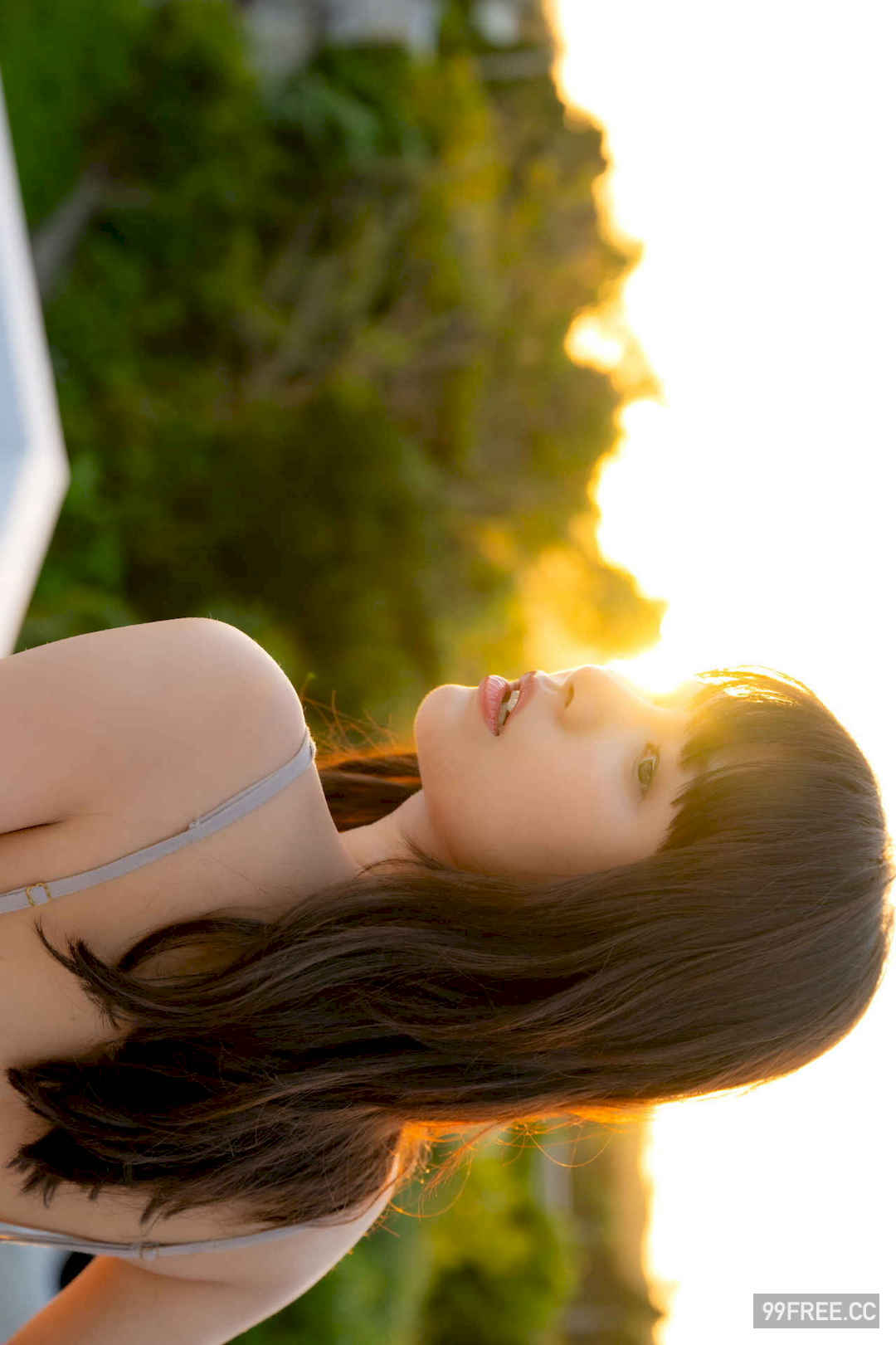 铃木圣写真集《idolpost sparkle 278Photos (ELD)》高清全本