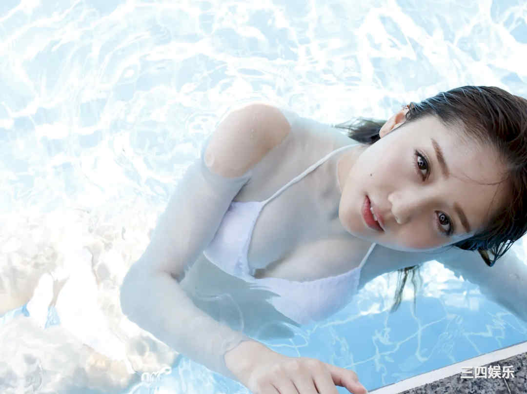 松川菜菜花写真集《胸キュン水着でデート》高清全本