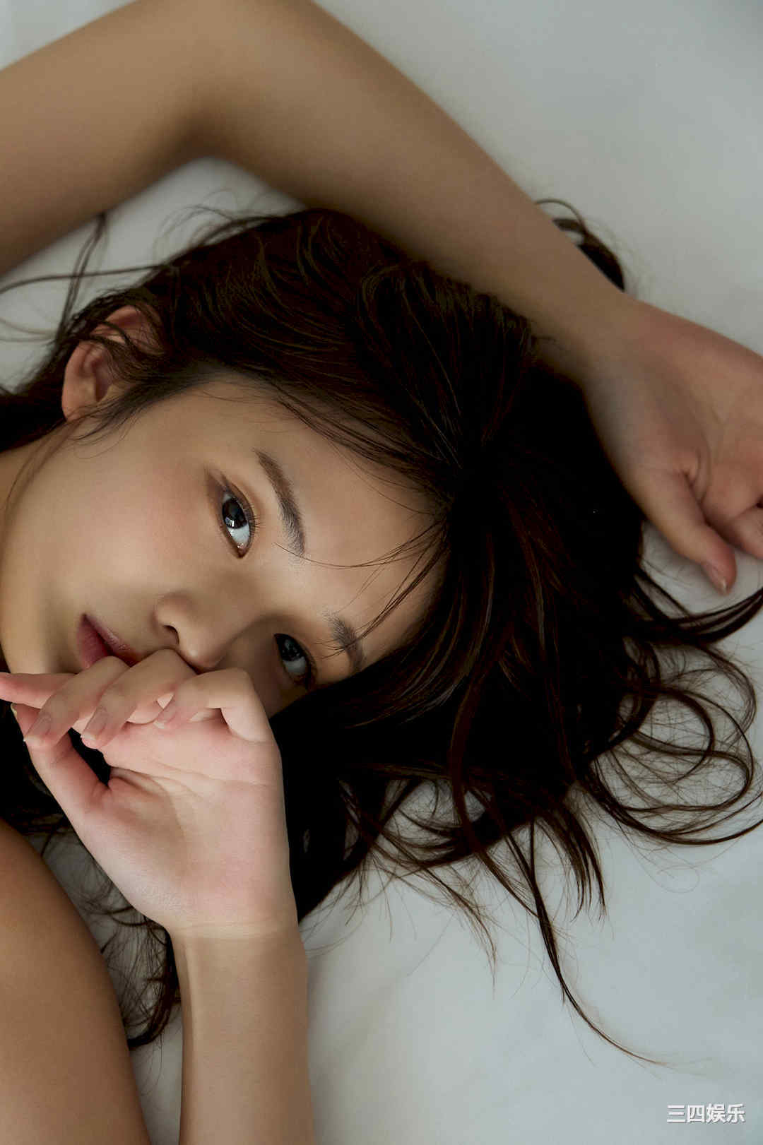 菊地姬奈写真集《「台湾紀行」～白の愛～》高清全本