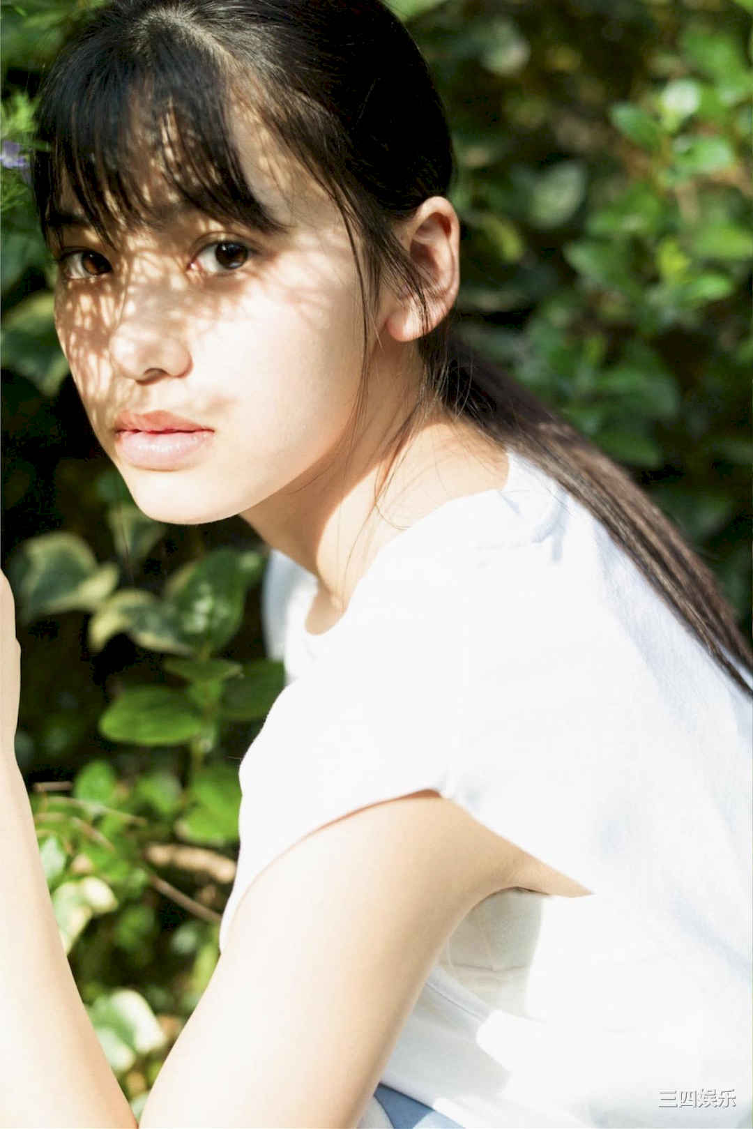 池田朱那写真集《resonance》高清全本