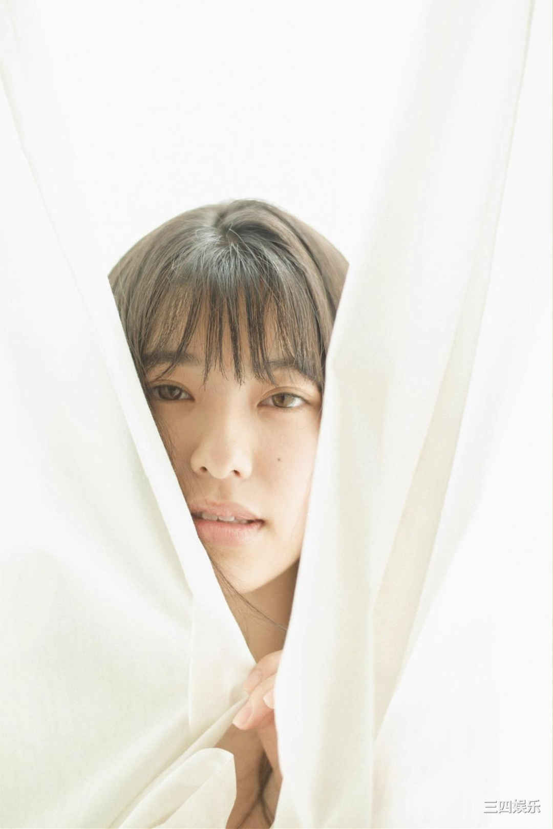 池田朱那写真集《resonance》高清全本