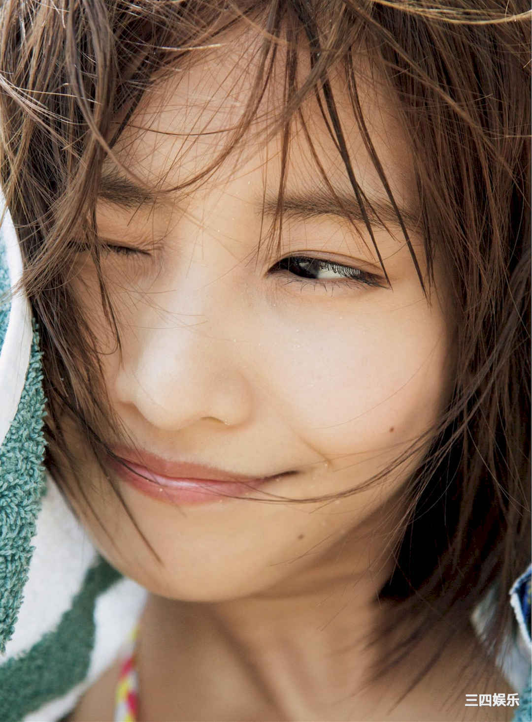 佐野雏子写真集《ひなこ、水着、３ねんぶん》高清全本