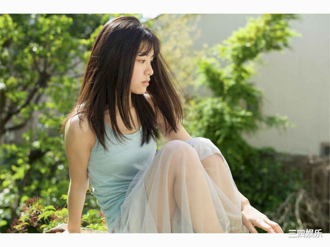 池田朱那写真集《resonance》高清全本