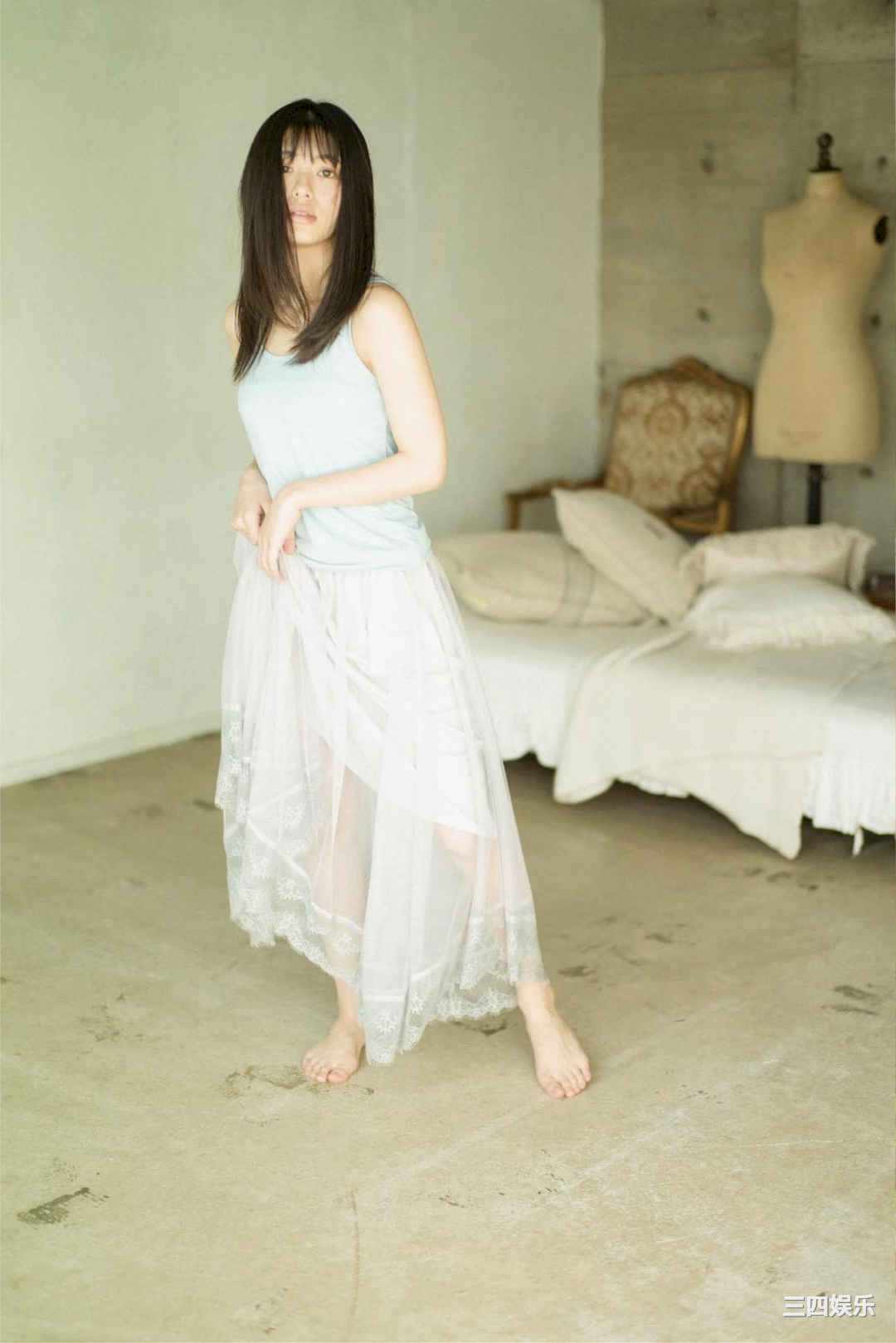 池田朱那写真集《resonance》高清全本