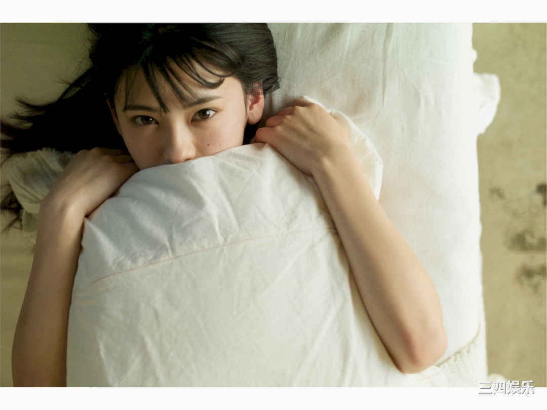 池田朱那写真集《resonance》高清全本