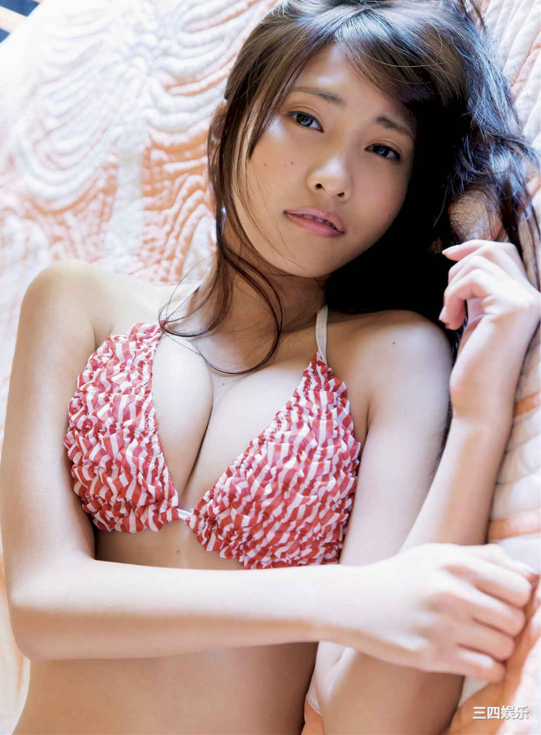 佐野雏子写真集《ひなこ、水着、３ねんぶん》高清全本