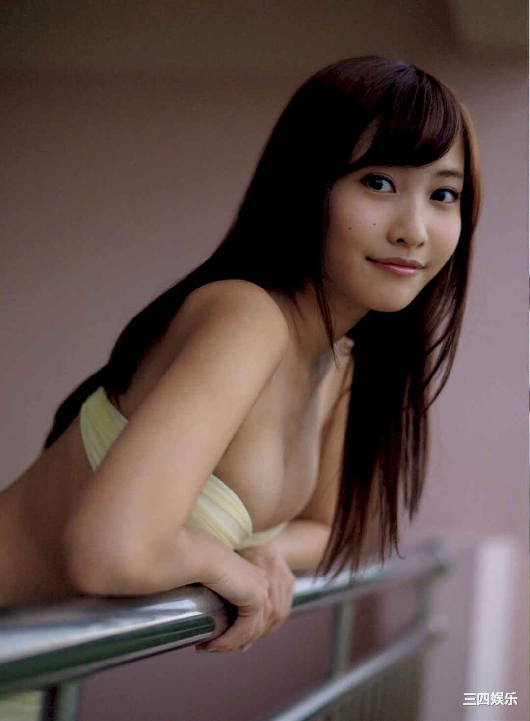 佐野雏子写真集《ひなこ、水着、３ねんぶん》高清全本