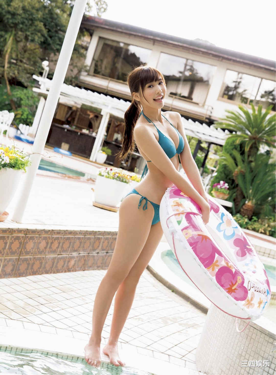 佐野雏子写真集《ひなこ、水着、３ねんぶん》高清全本