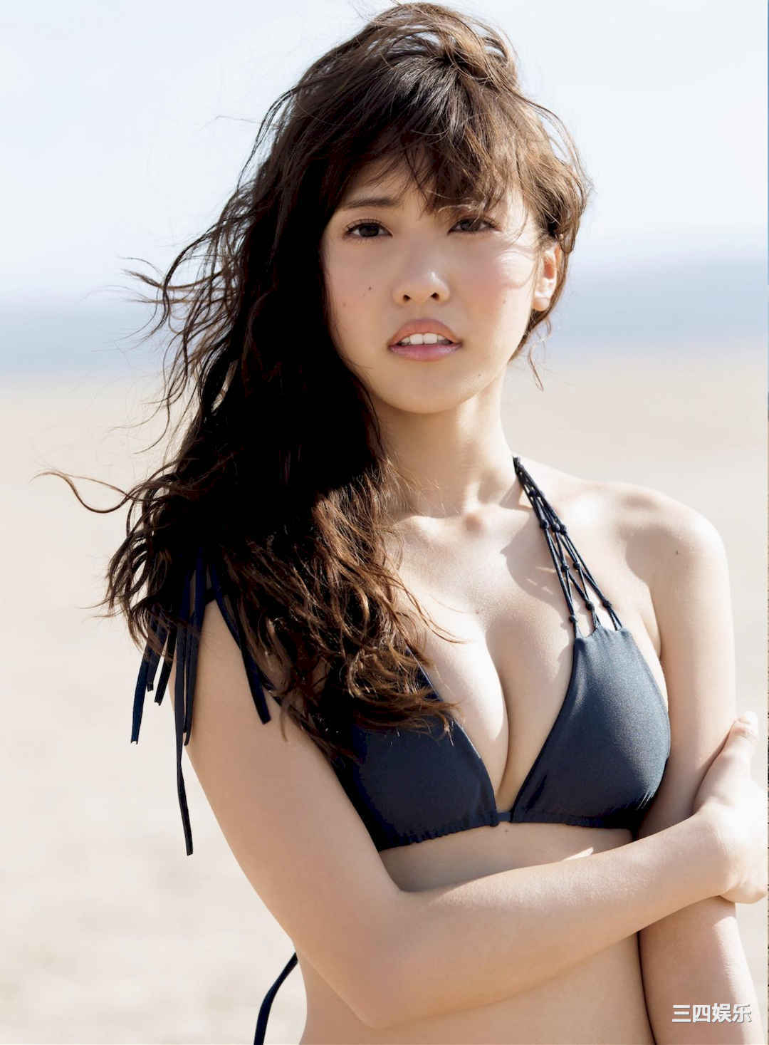 佐野雏子写真集《ひなこ、水着、３ねんぶん》高清全本