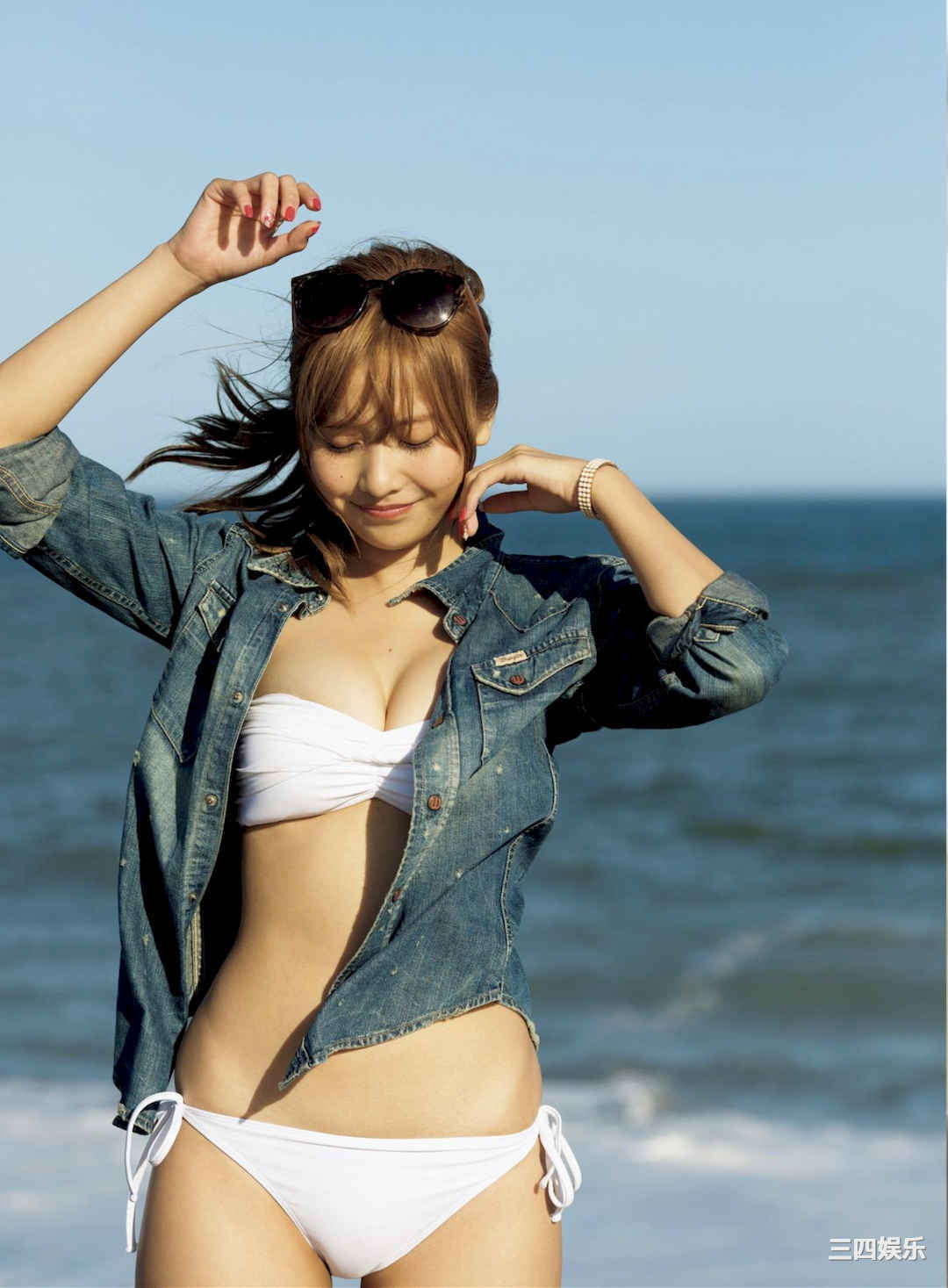 佐野雏子写真集《ひなこ、水着、３ねんぶん》高清全本