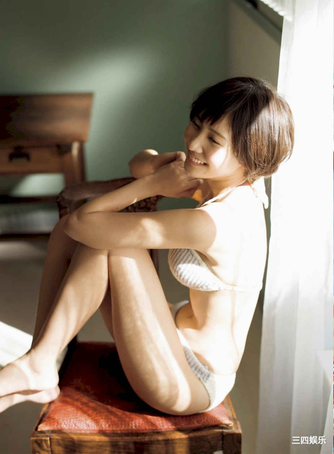 佐野雏子写真集《ひなこ、水着、３ねんぶん》高清全本