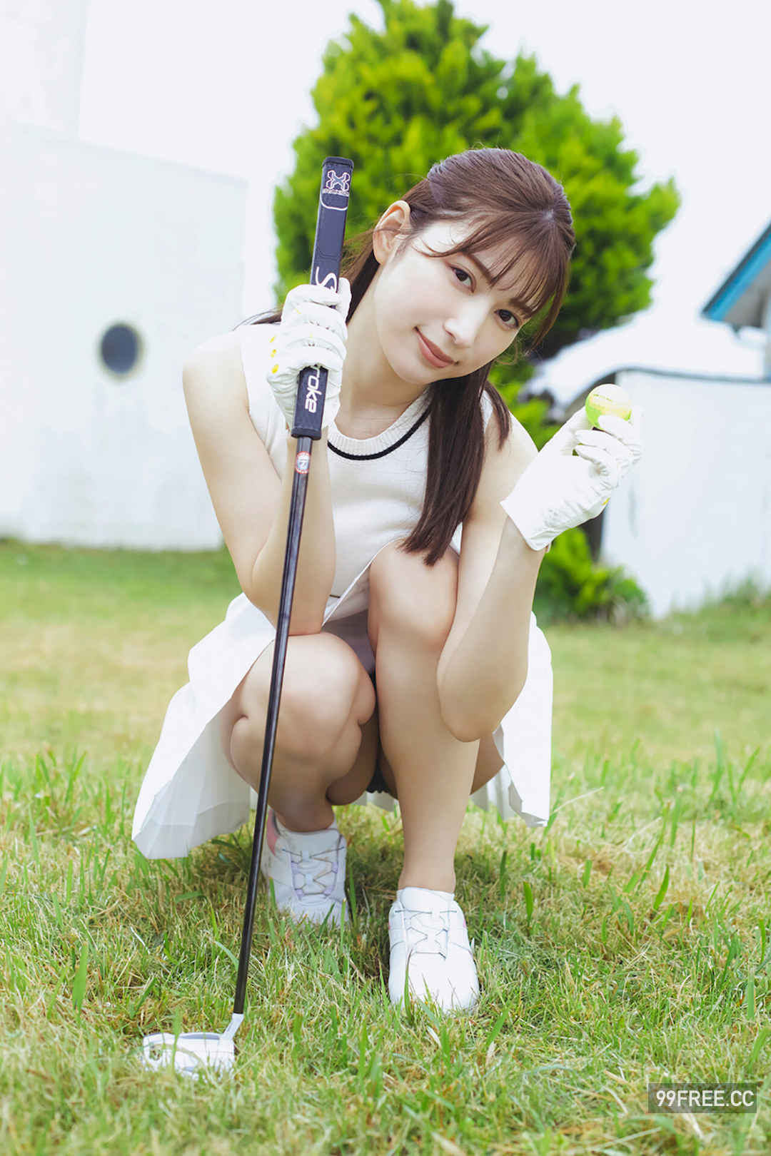 雪平莉左写真集《極上チラリズム》高清全本