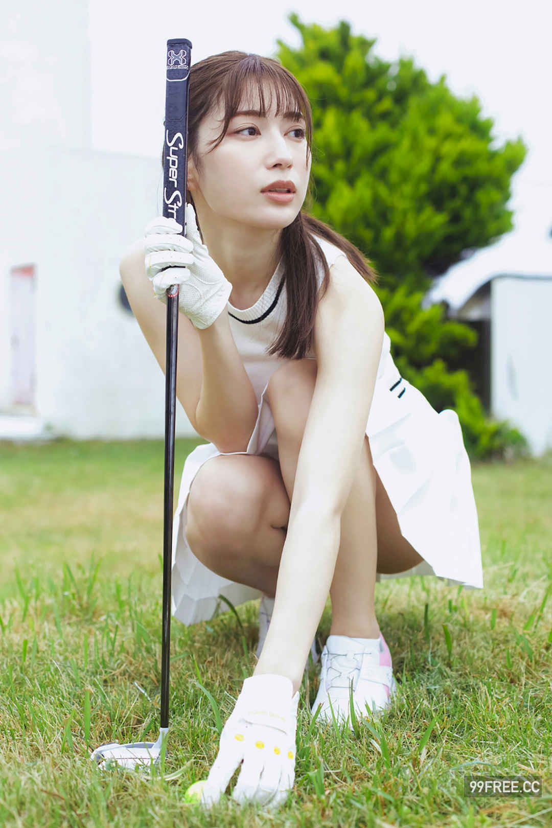 雪平莉左写真集《極上チラリズム》高清全本