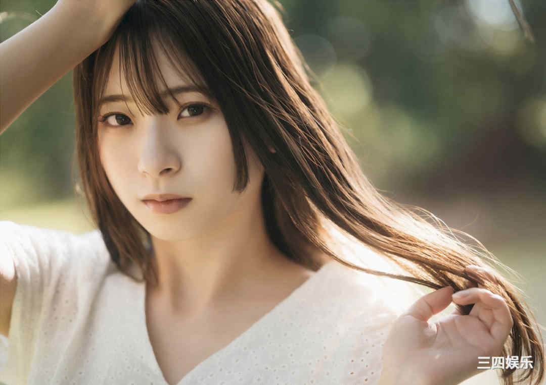 红羽りお写真集《ふれたくなる？》高清全本