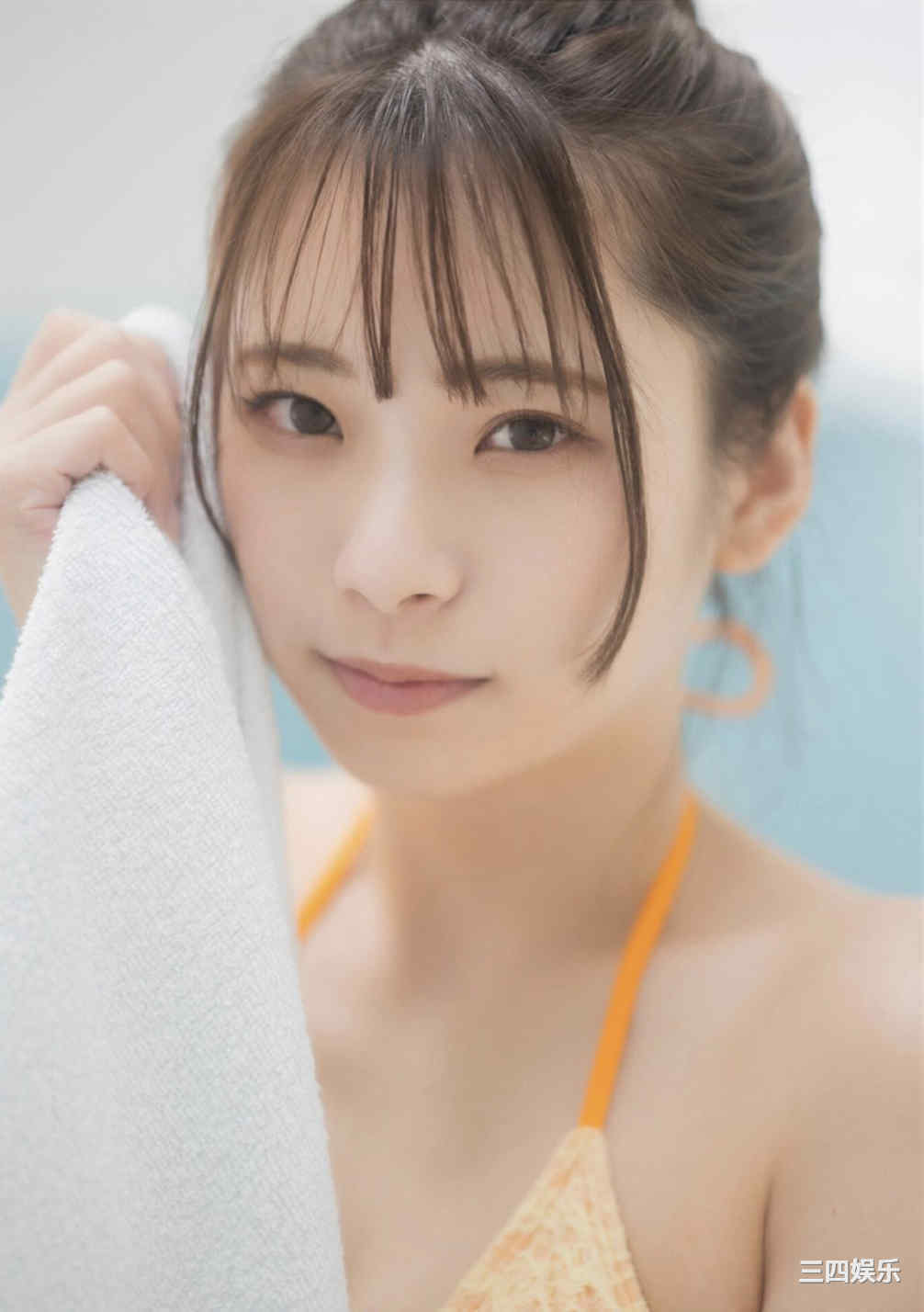 红羽りお写真集《ふれたくなる？》高清全本