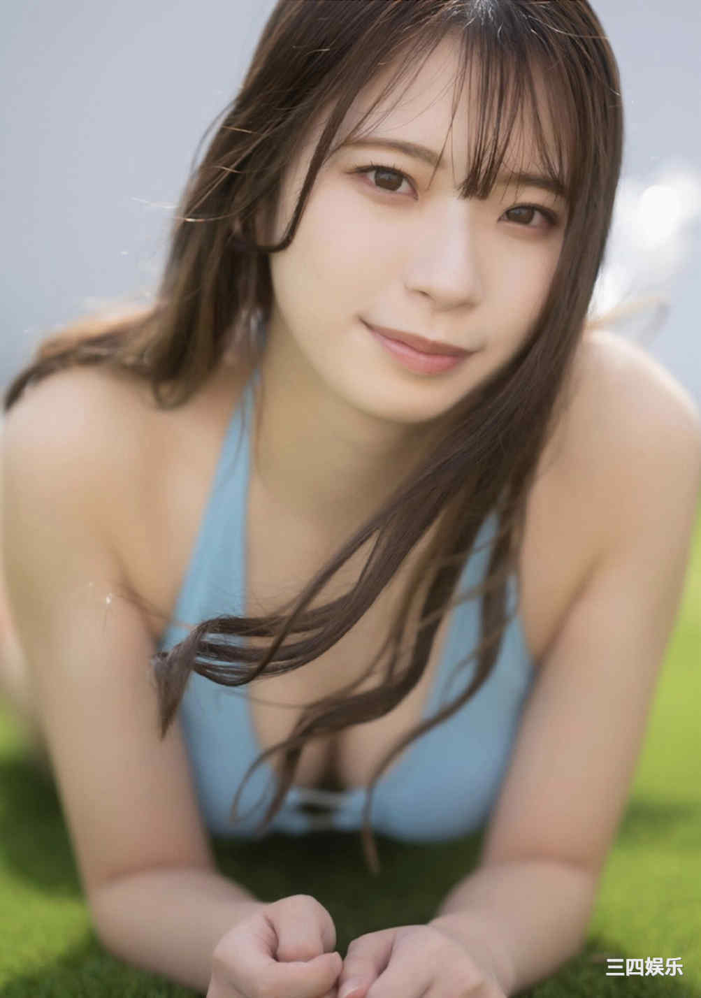 红羽りお写真集《ふれたくなる？》高清全本