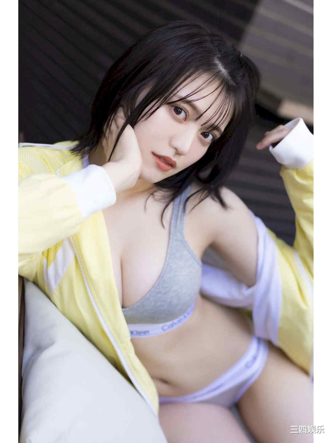 石浜芽衣写真集《スタートダッシュ！》高清全本