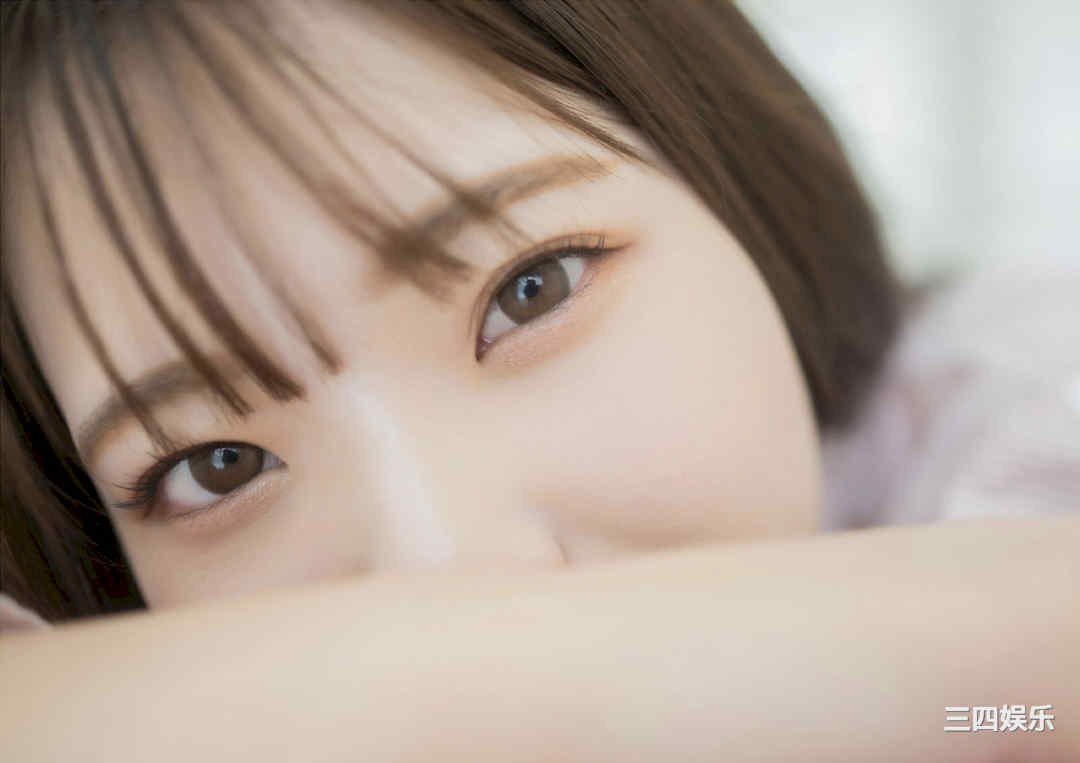 红羽りお写真集《ふれたくなる？》高清全本