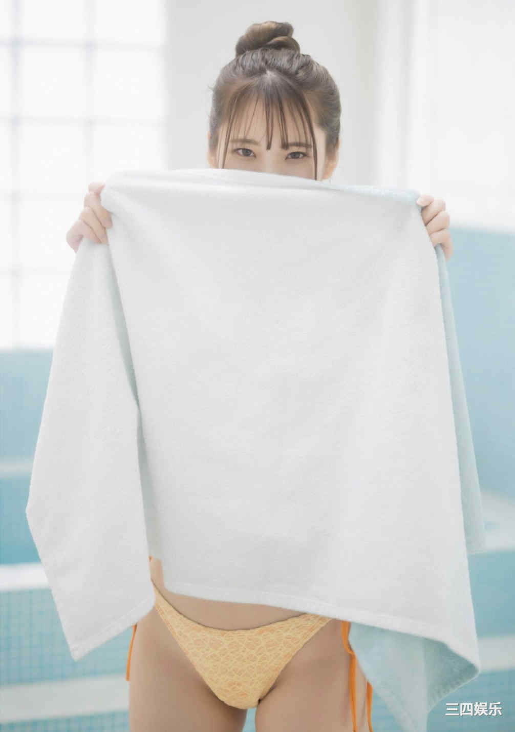 红羽りお写真集《ふれたくなる？》高清全本