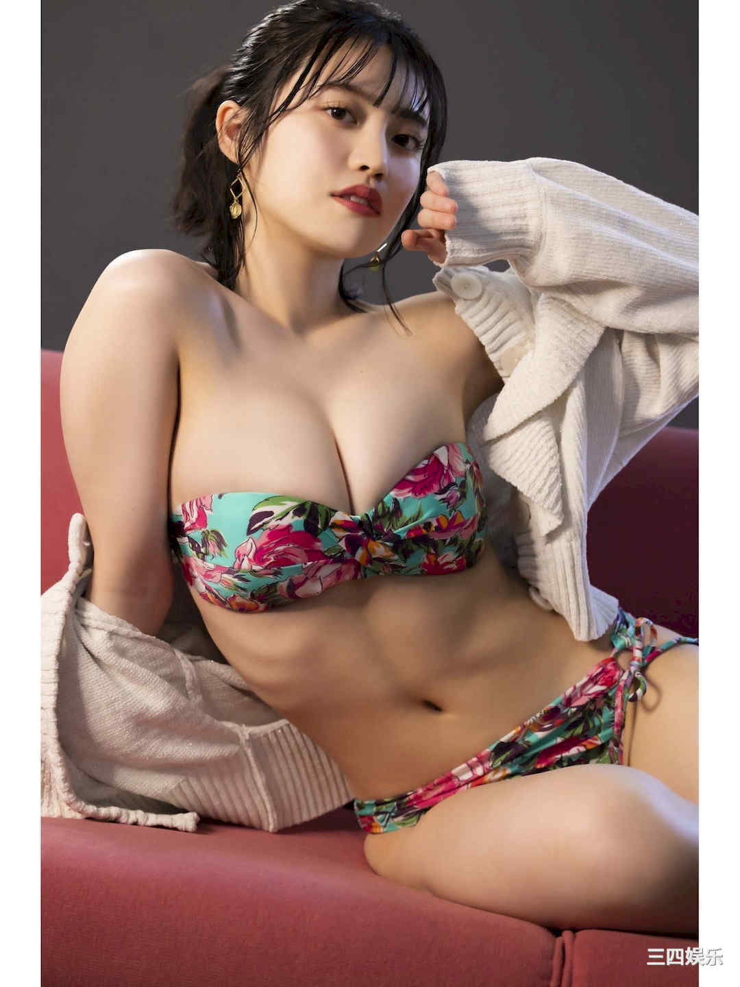 石浜芽衣写真集《スタートダッシュ！》高清全本