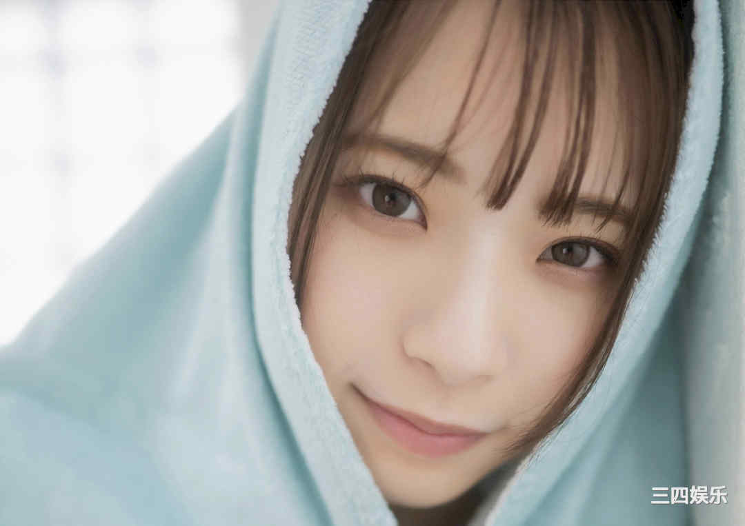 红羽りお写真集《ふれたくなる？》高清全本