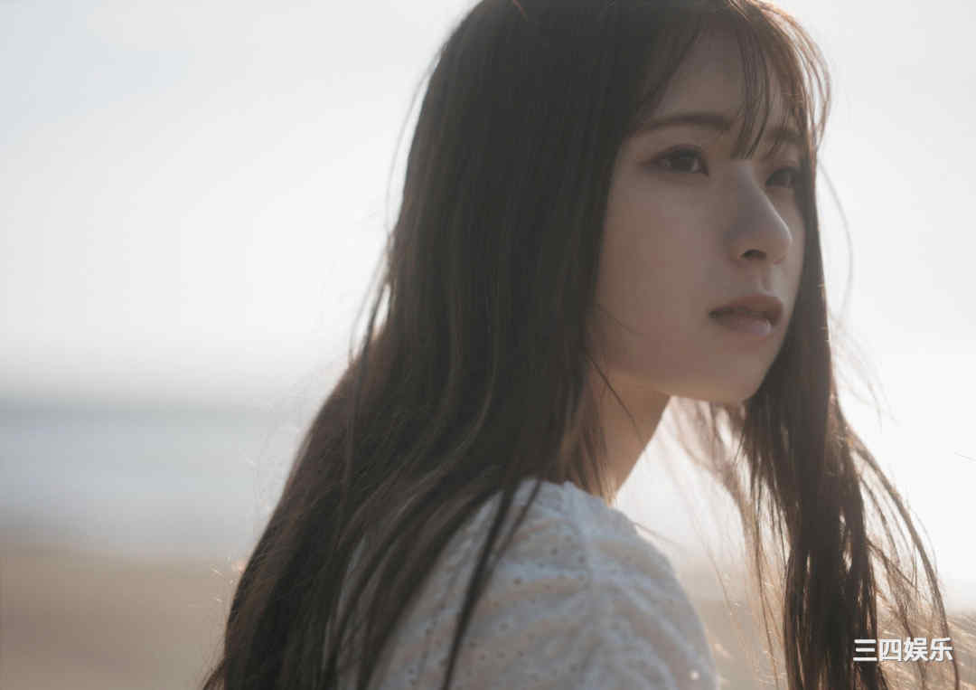 红羽りお写真集《ふれたくなる？》高清全本