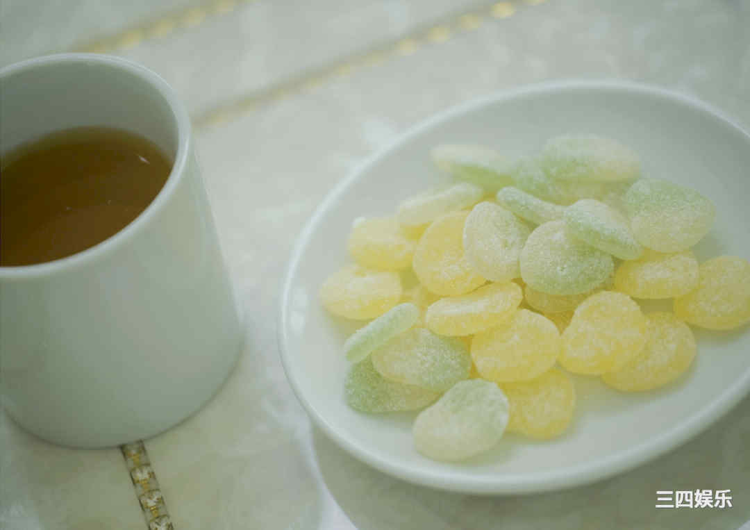 红羽りお写真集《ふれたくなる？》高清全本